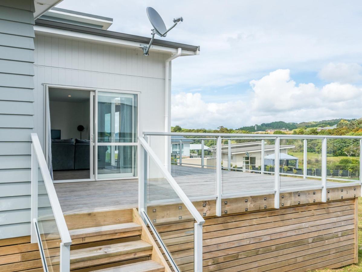 Ruakaka Sands - Ruakaka Holiday Home ภายนอก รูปภาพ